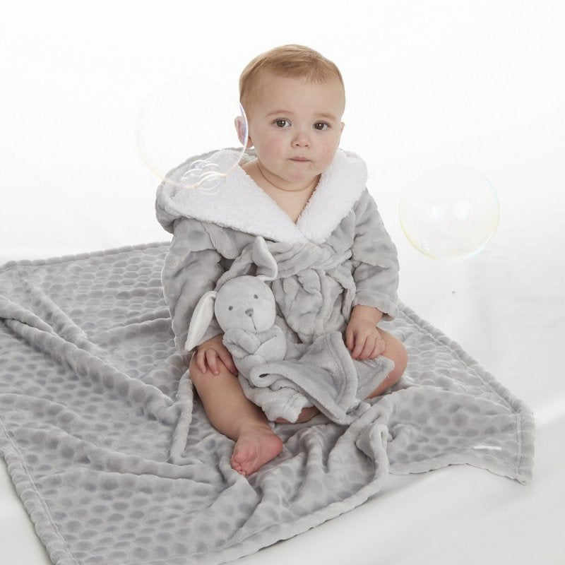 BABY EMBOSSED CIRCLES PLUSH BLANKET-GREY (75 x 90 cm) (PK4) 19C245