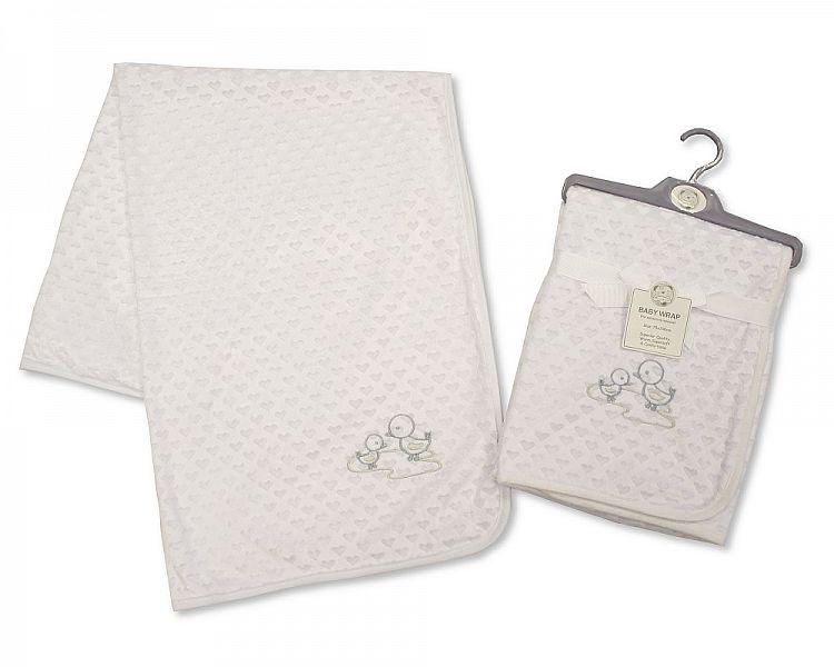 Baby Wrap White with Hearts Pattern and Embroidery - Kidswholesale.co.uk